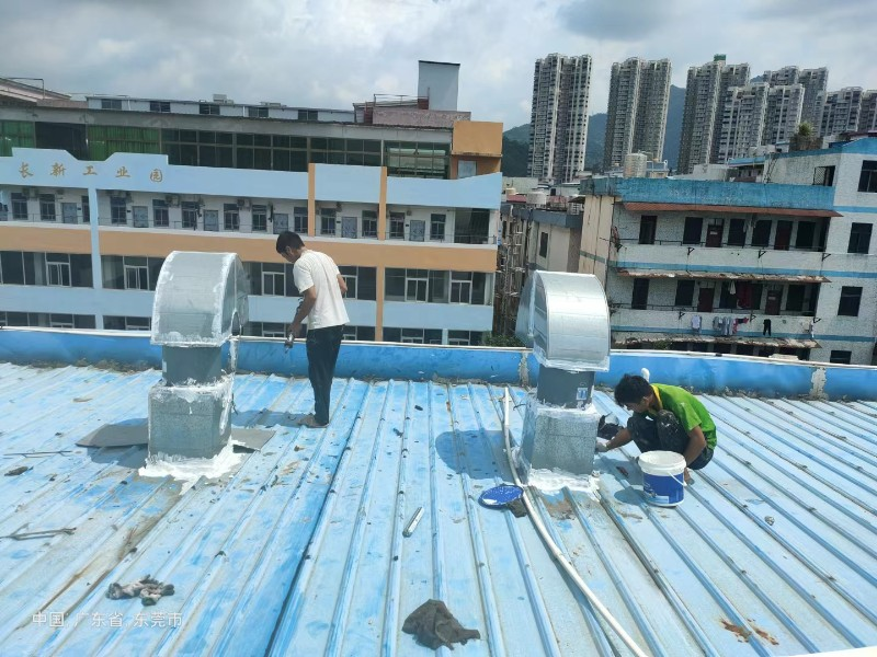 晋安钢结构屋面涂料维修方法